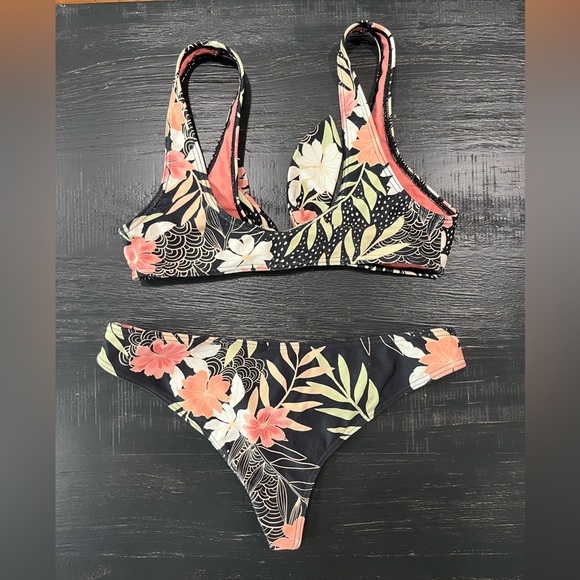 Bathing Suit - Picture 2 of 3